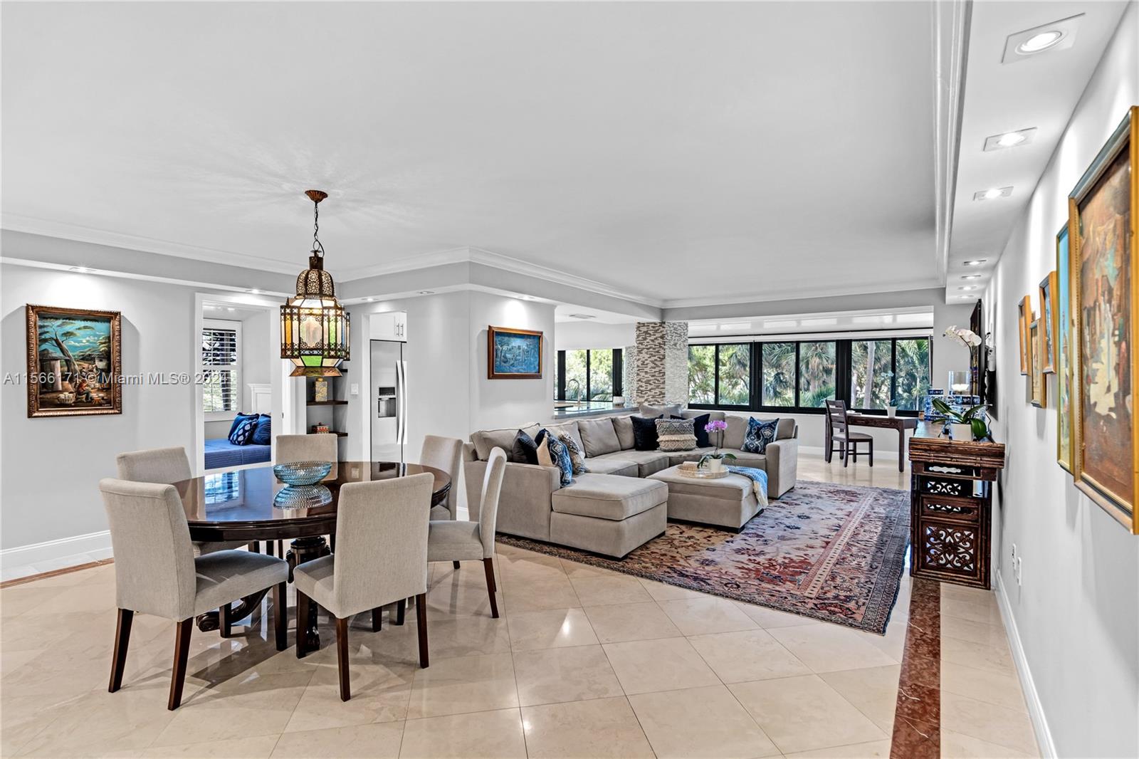 2333 Brickell Ave #206