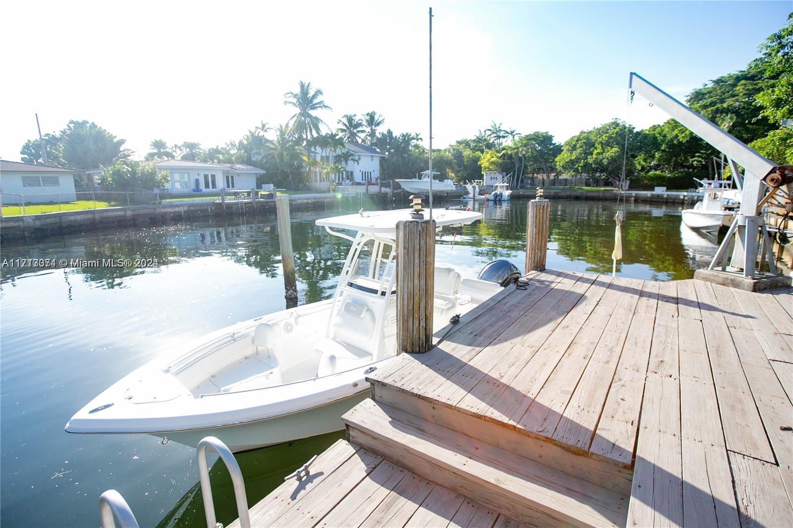 1850 NE 118th Rd North Miami, FL 33181