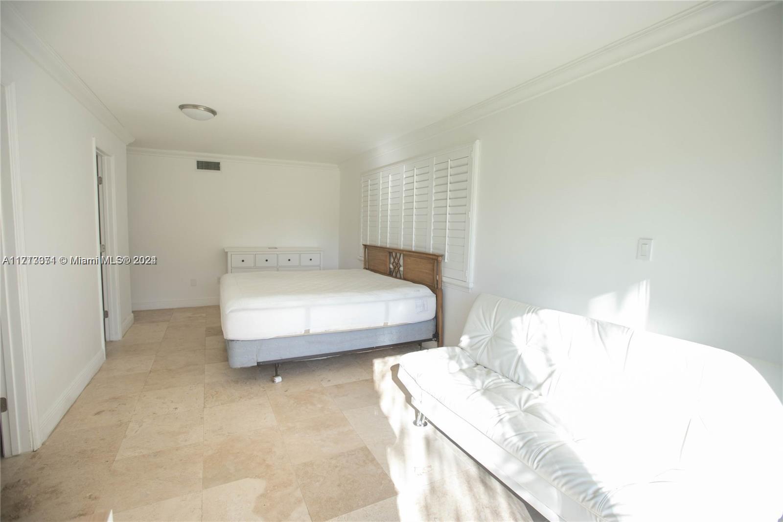 1850 NE 118th Rd North Miami, FL 33181