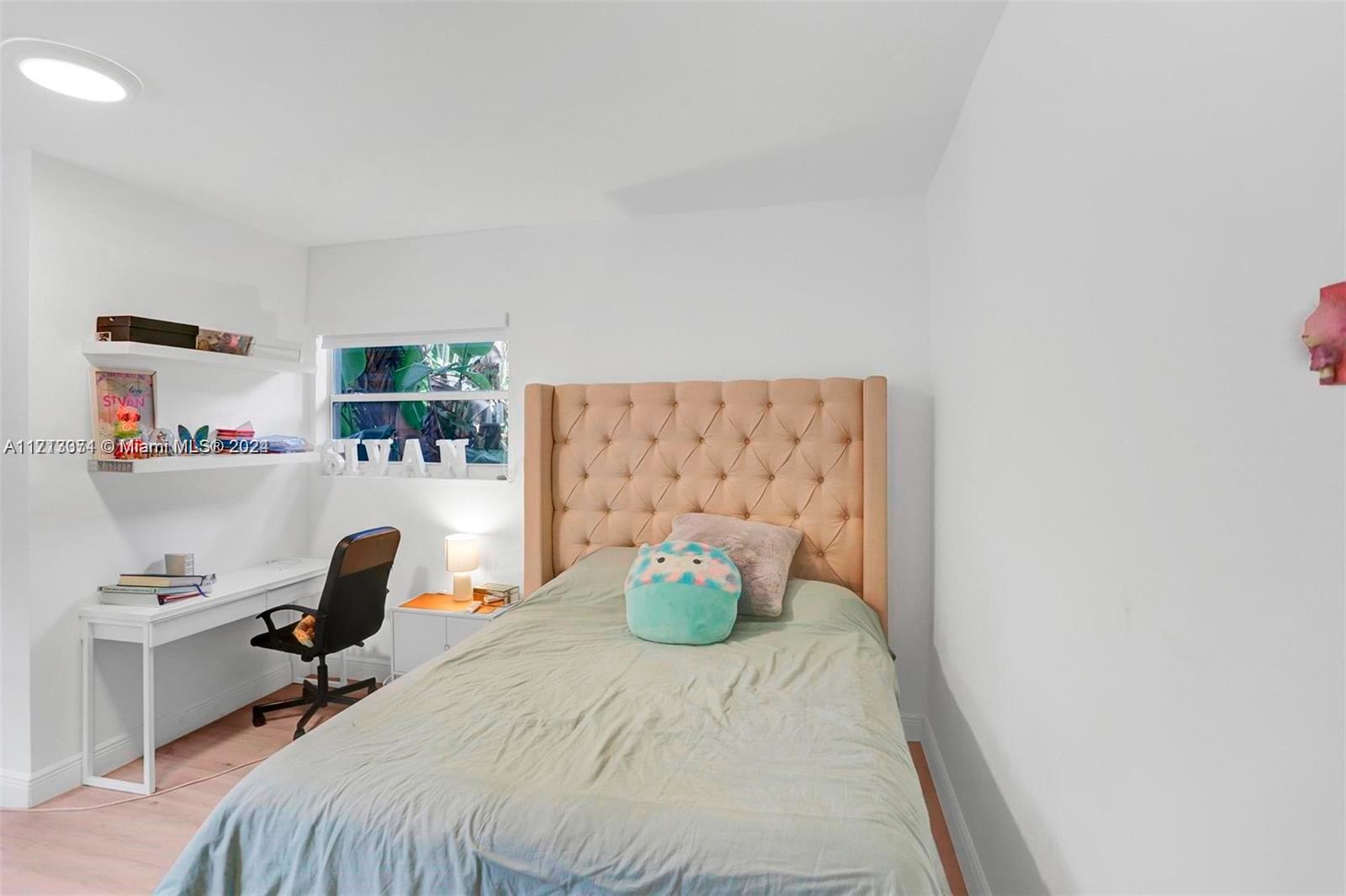 1850 NE 118th Rd North Miami, FL 33181