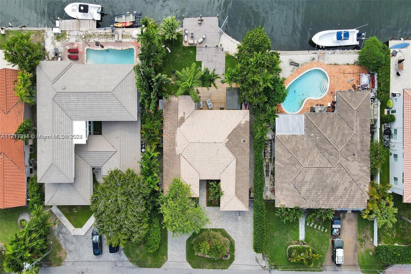 1850 NE 118th Rd North Miami, FL 33181