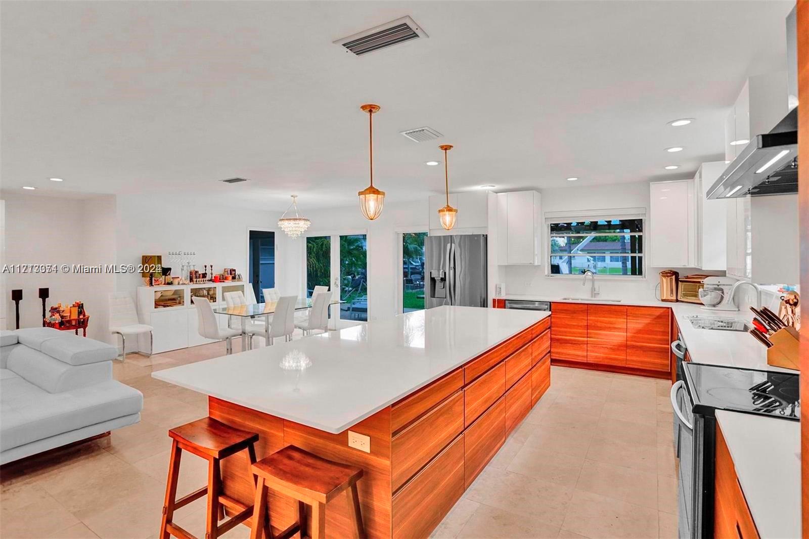 1850 NE 118th Rd North Miami, FL 33181