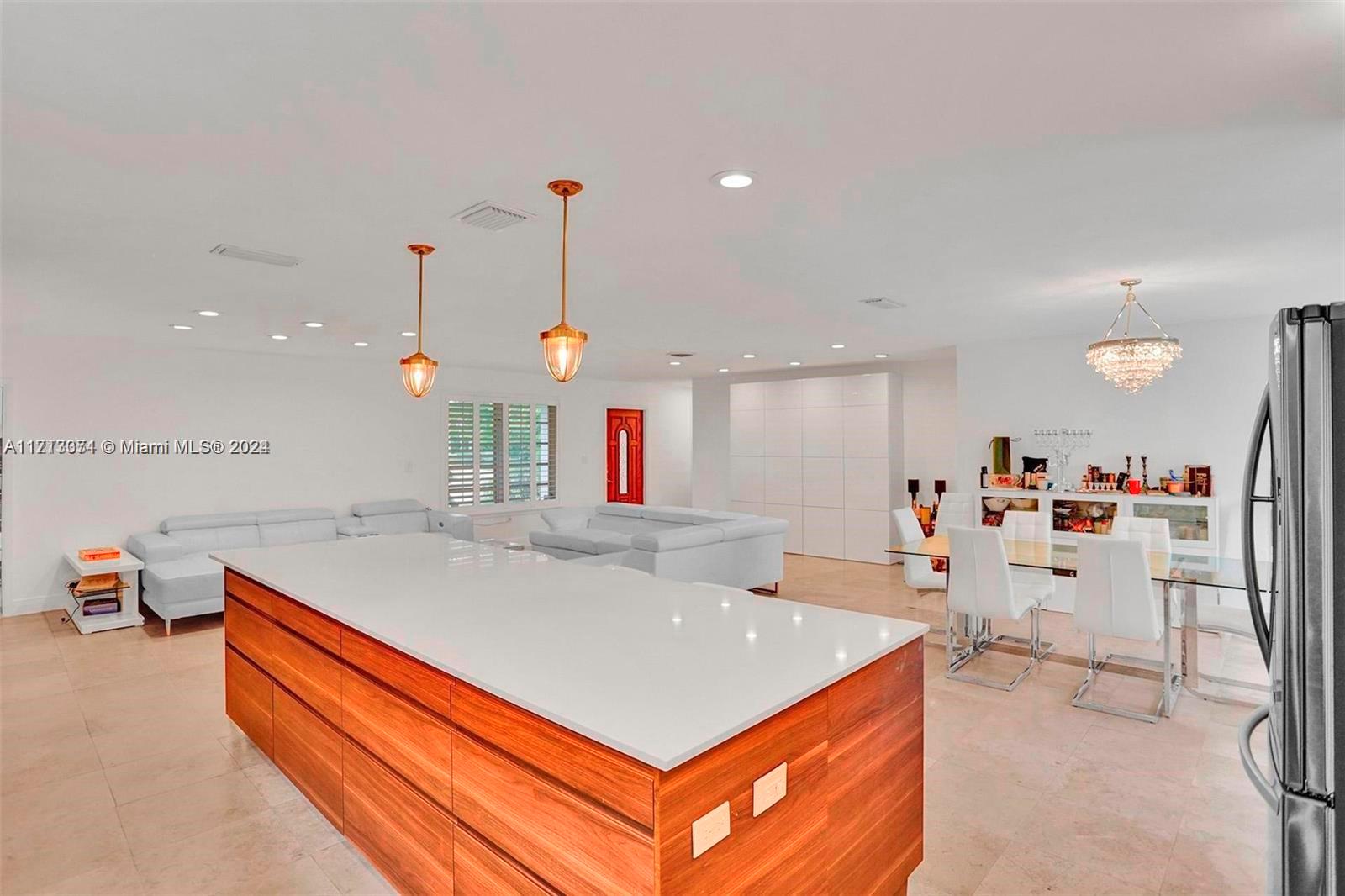 1850 NE 118th Rd North Miami, FL 33181