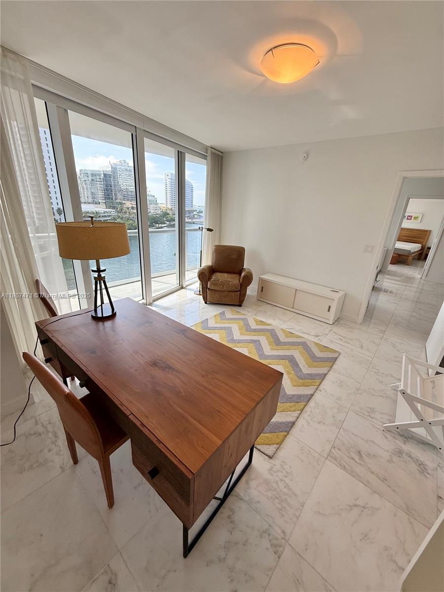 image Iconbrickell12