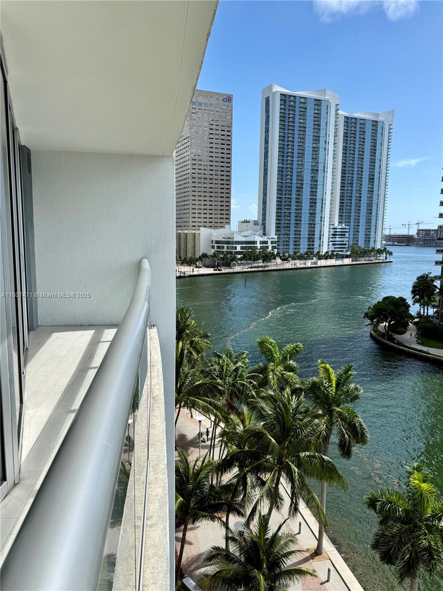 image Iconbrickell2