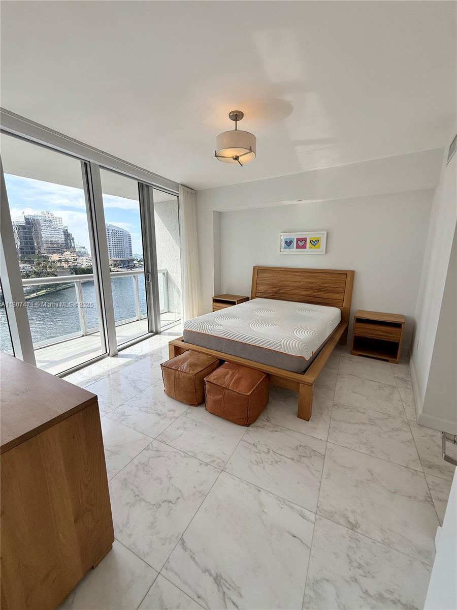 image Iconbrickell30