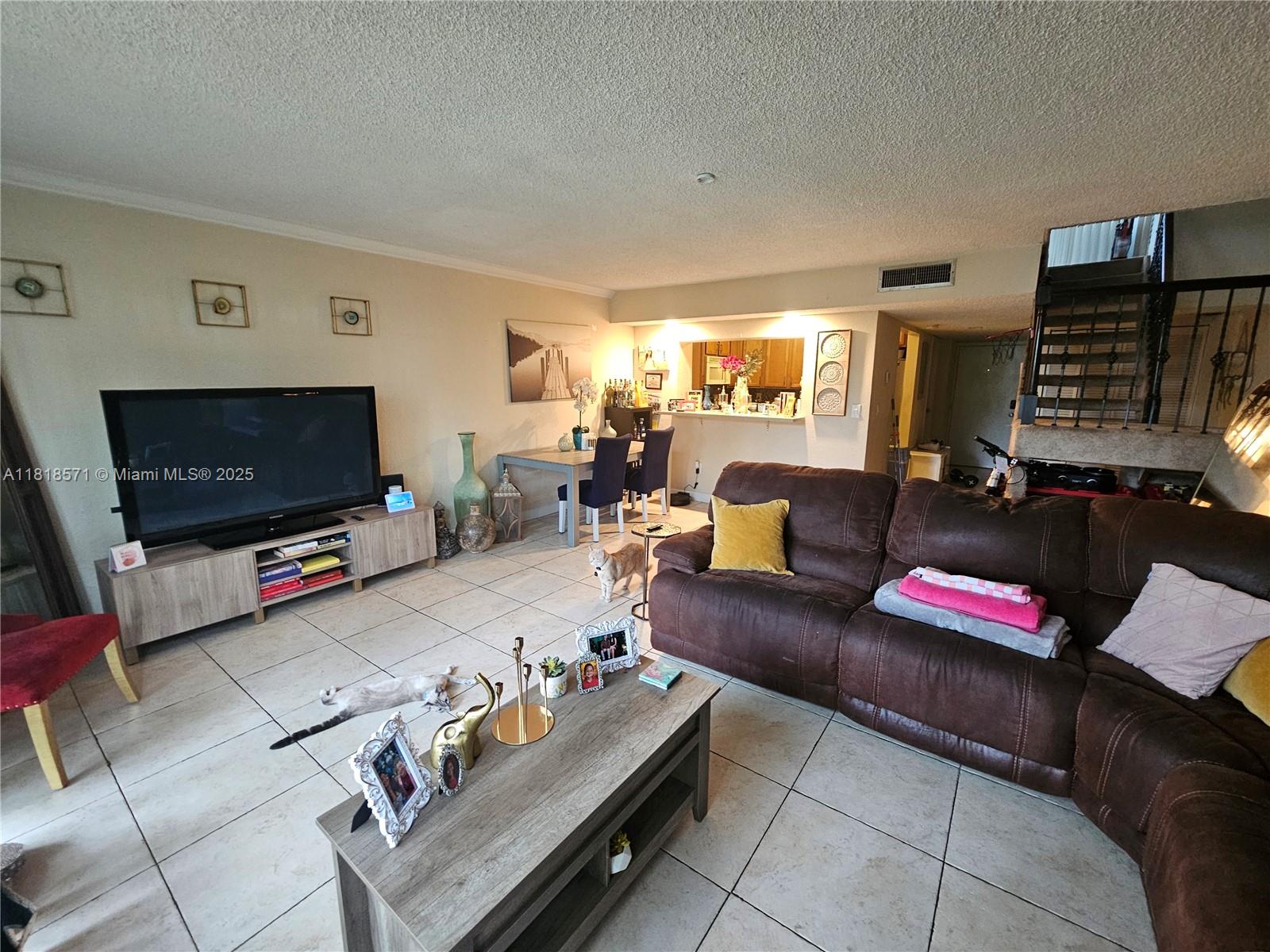 8401 W Sample Rd #10