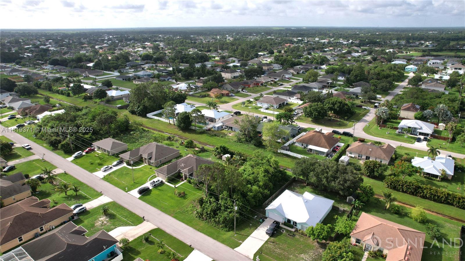 1574 Hackensack Ave Port St Lucie, FL 34953