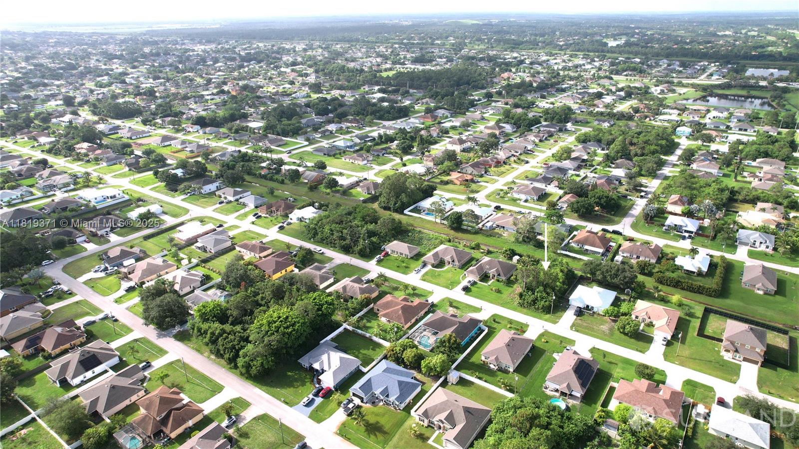 1574 Hackensack Ave Port St Lucie, FL 34953