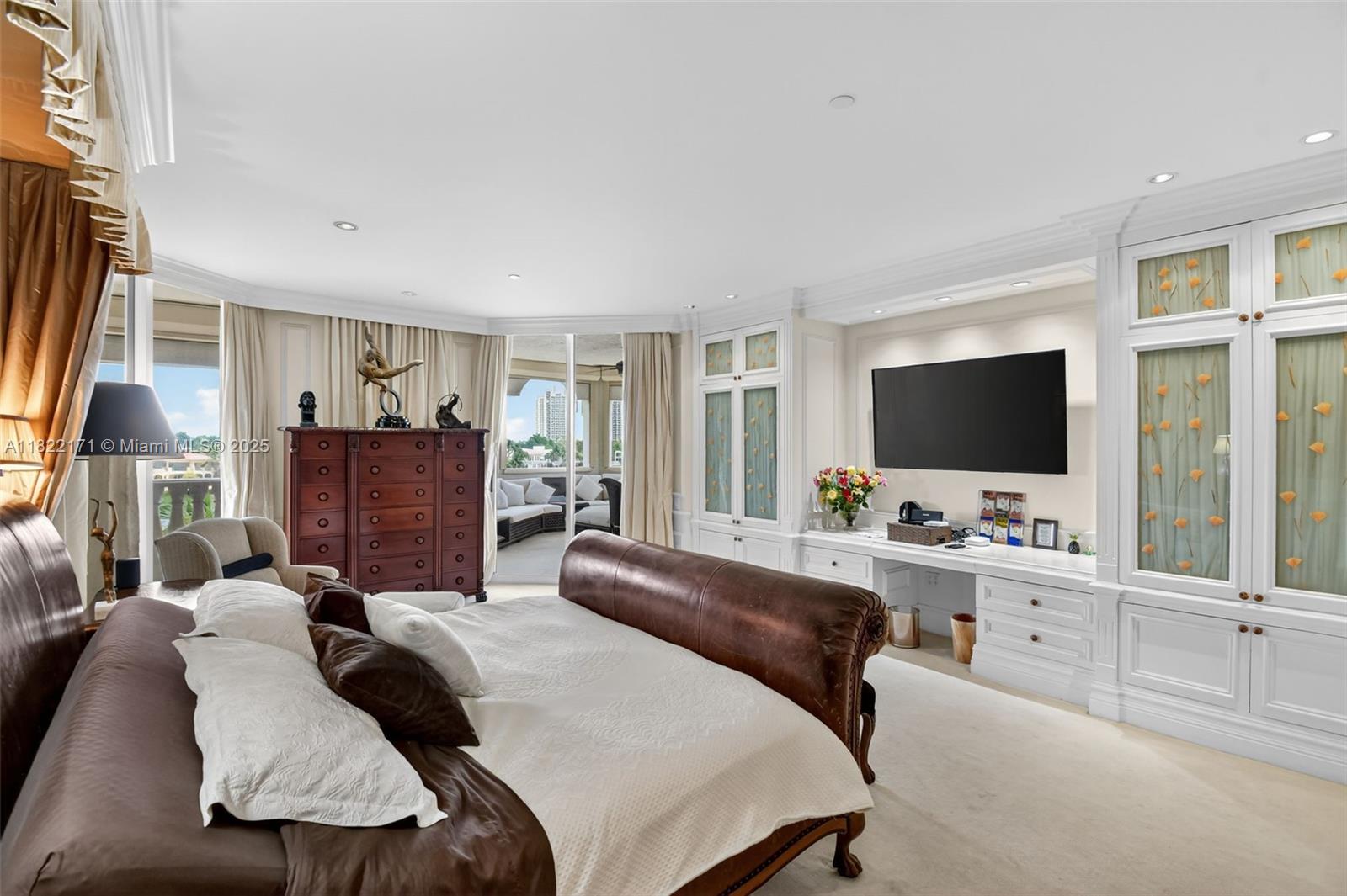 19925 NE 39th Pl #404 Aventura, FL 33180