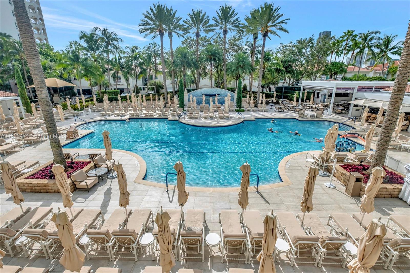 19925 NE 39th Pl #404 Aventura, FL 33180