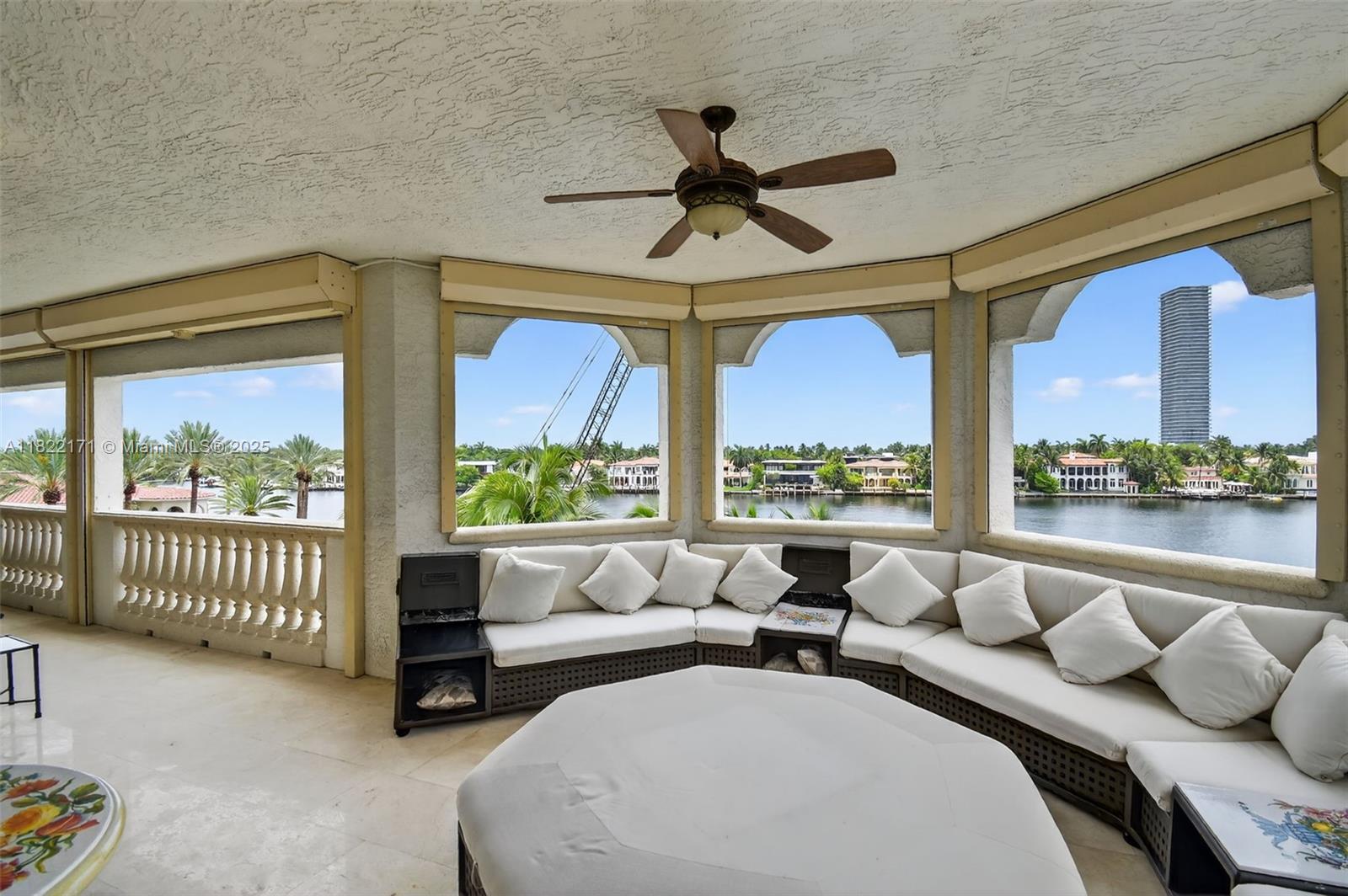 19925 NE 39th Pl #404 Aventura, FL 33180