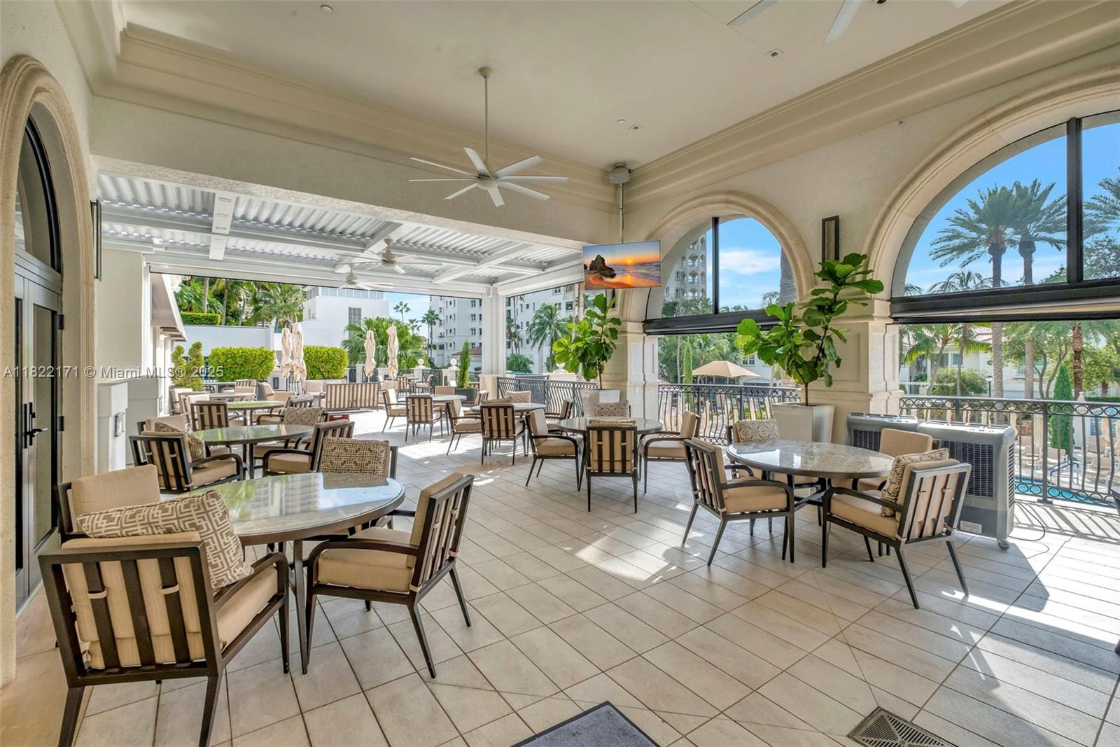 19925 NE 39th Pl #404 Aventura, FL 33180