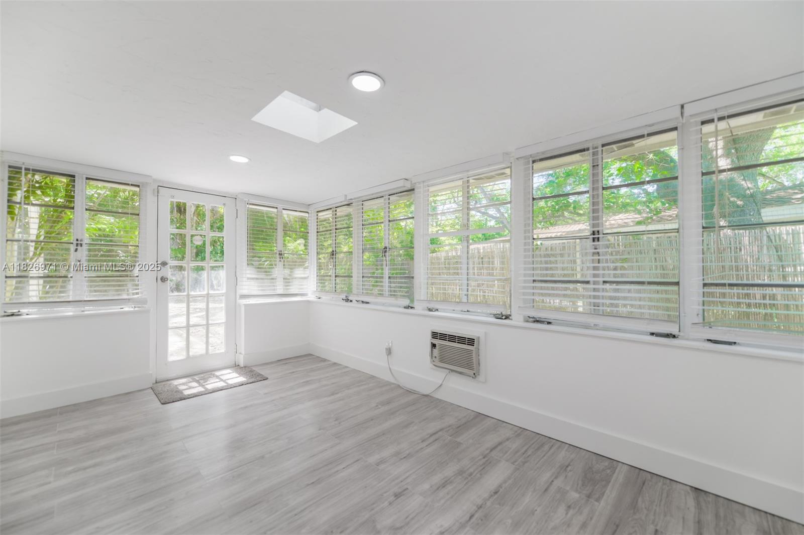 6290 SW 70th St South Miami, FL 33143