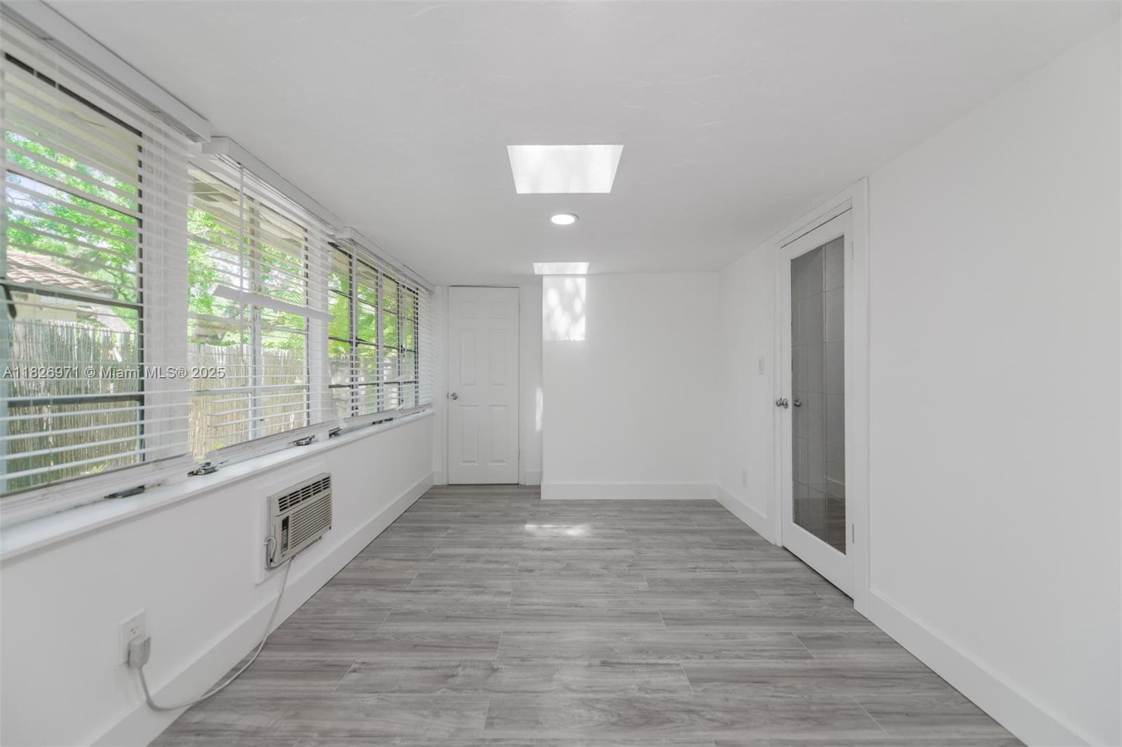 6290 SW 70th St South Miami, FL 33143