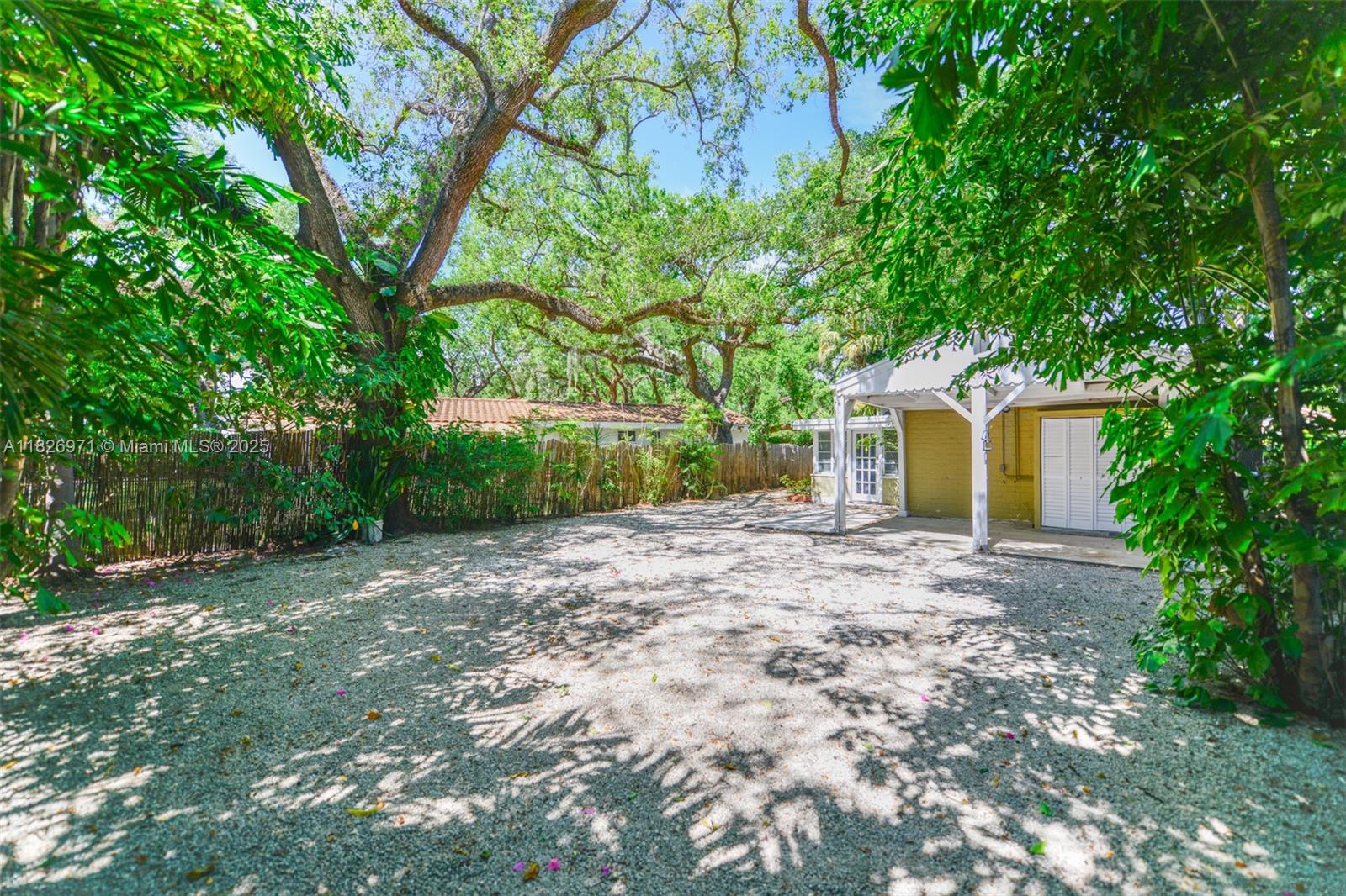 6290 SW 70th St South Miami, FL 33143