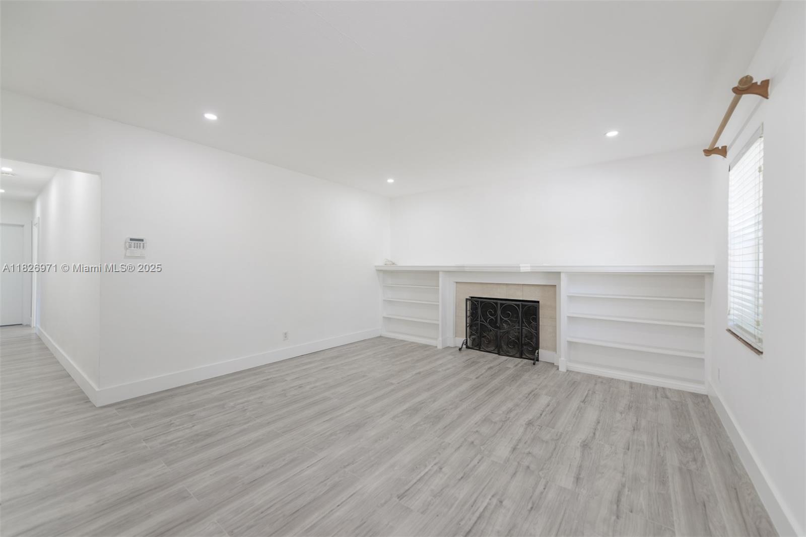 6290 SW 70th St South Miami, FL 33143