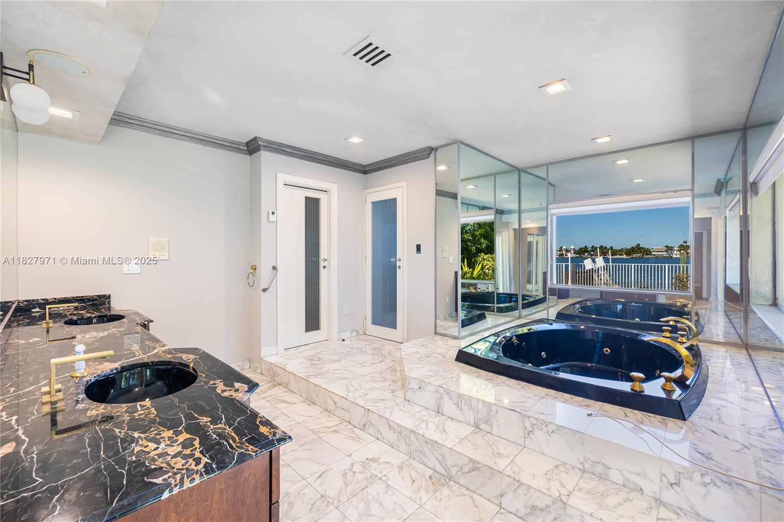 1375 N Biscayne Pt Rd Miami Beach, FL 33141