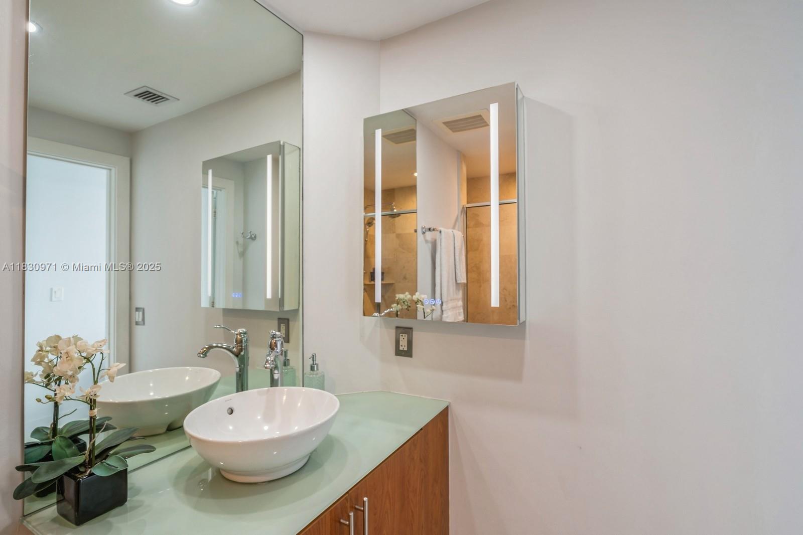 315 NE 3rd Ave #1602 Fort Lauderdale, FL 33301