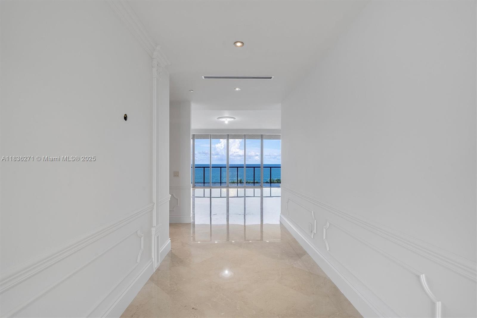 image St Regis Bal Harbour9
