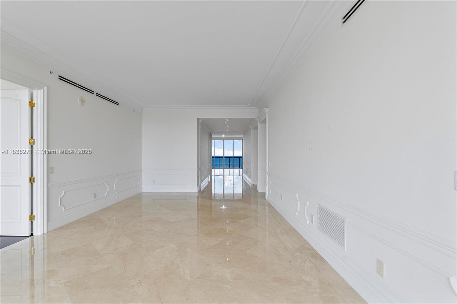 image St Regis Bal Harbour11