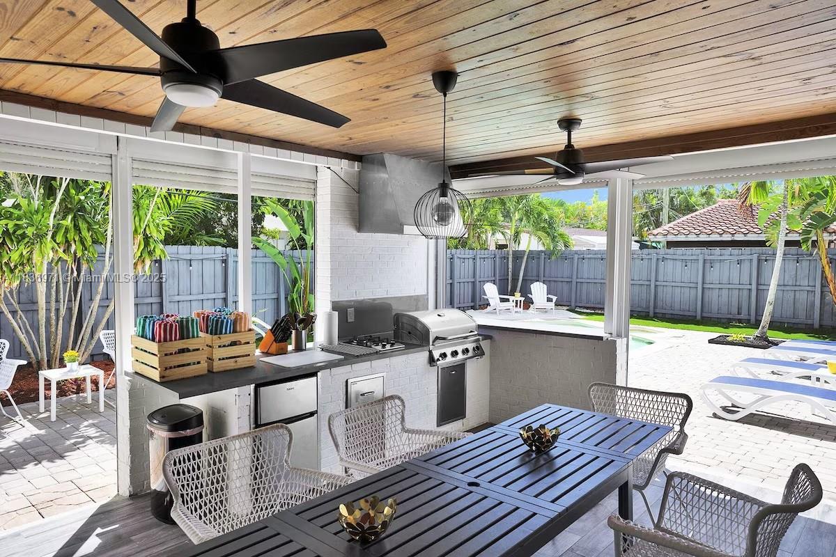 1650 SW 27th Ave
