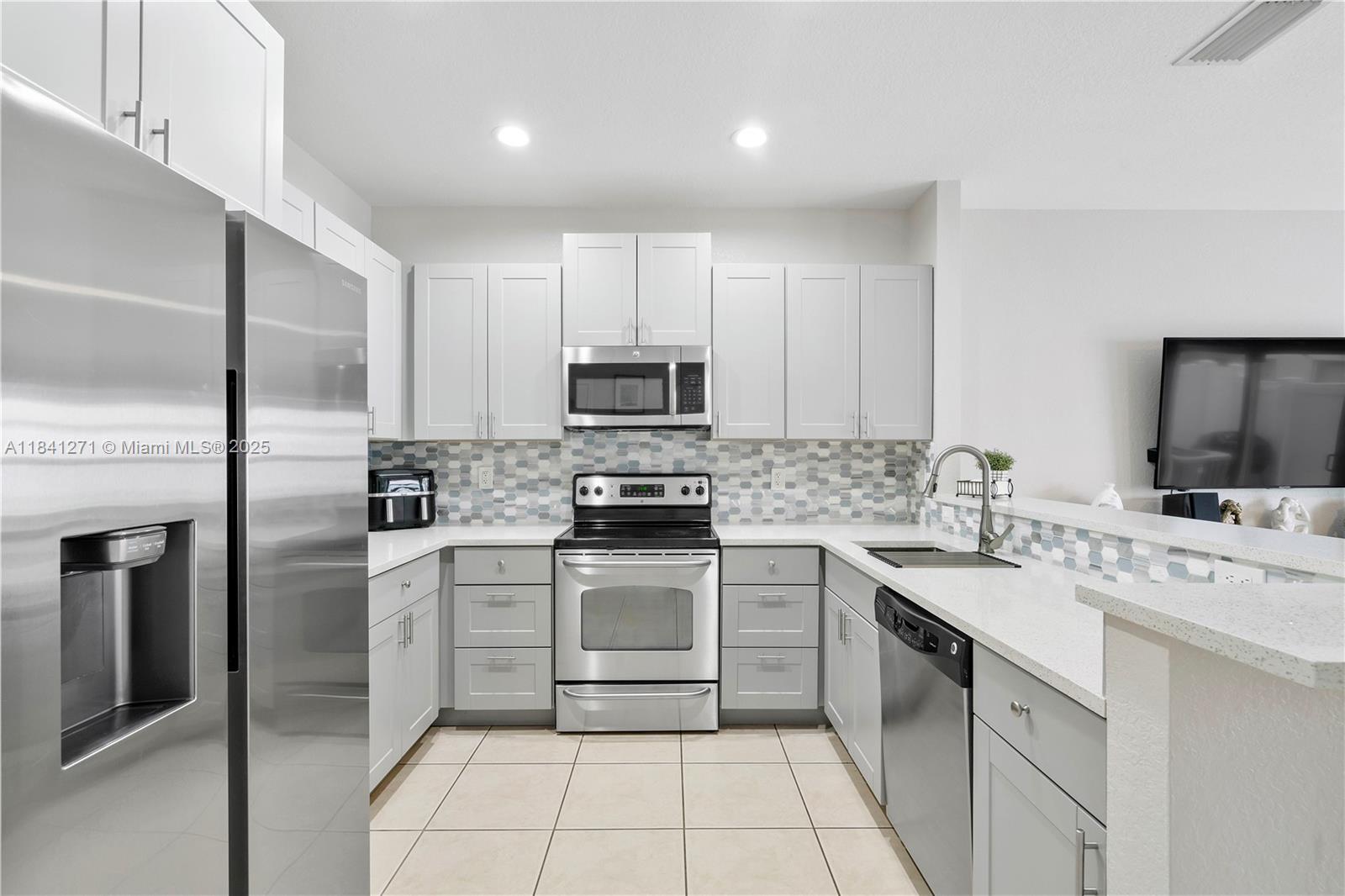 2979 NW 30th Pl