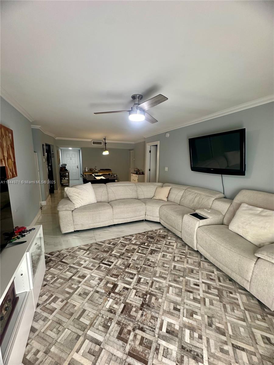 737 SE 1st Way #110