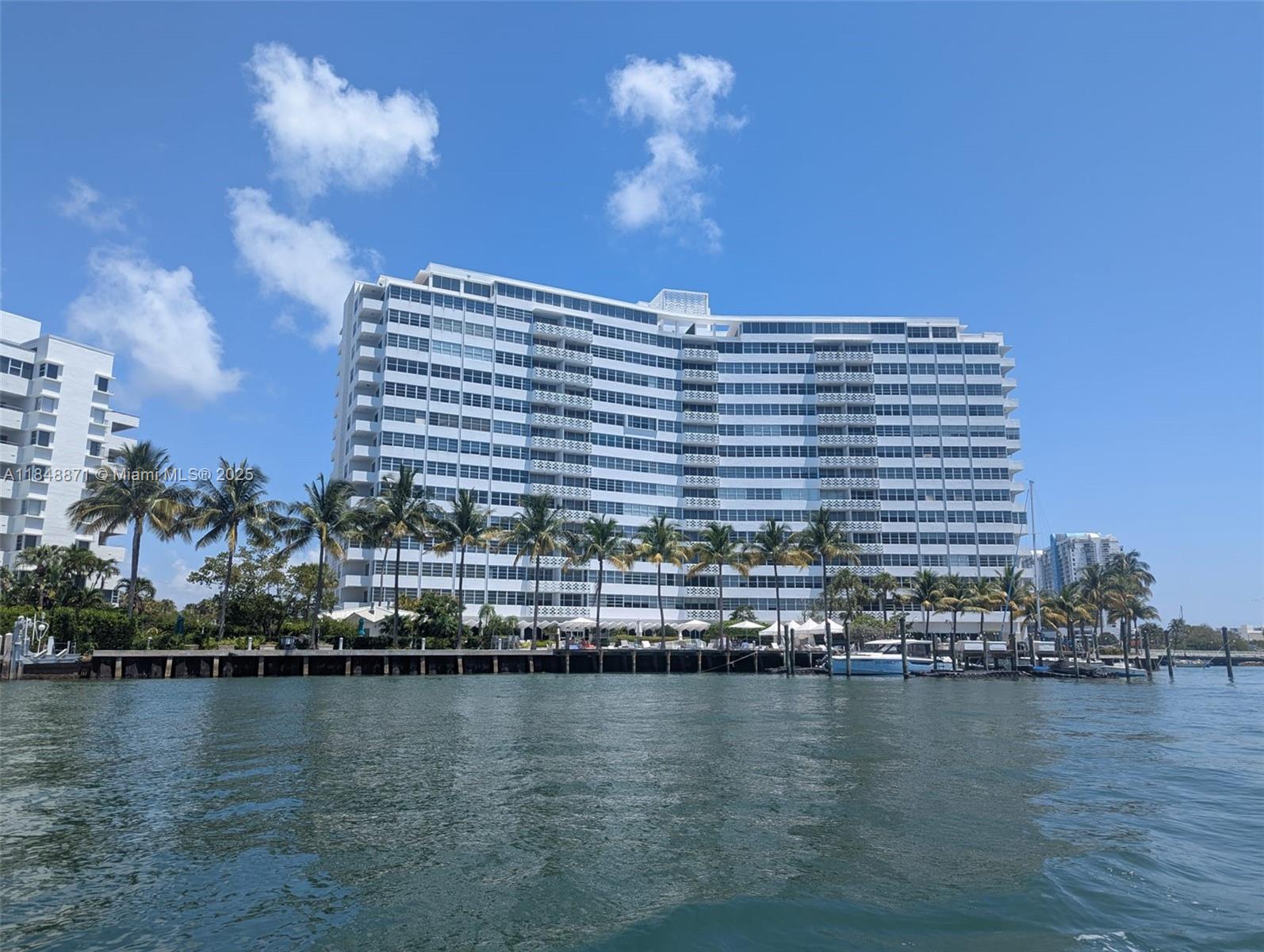 20 Island Ave #101