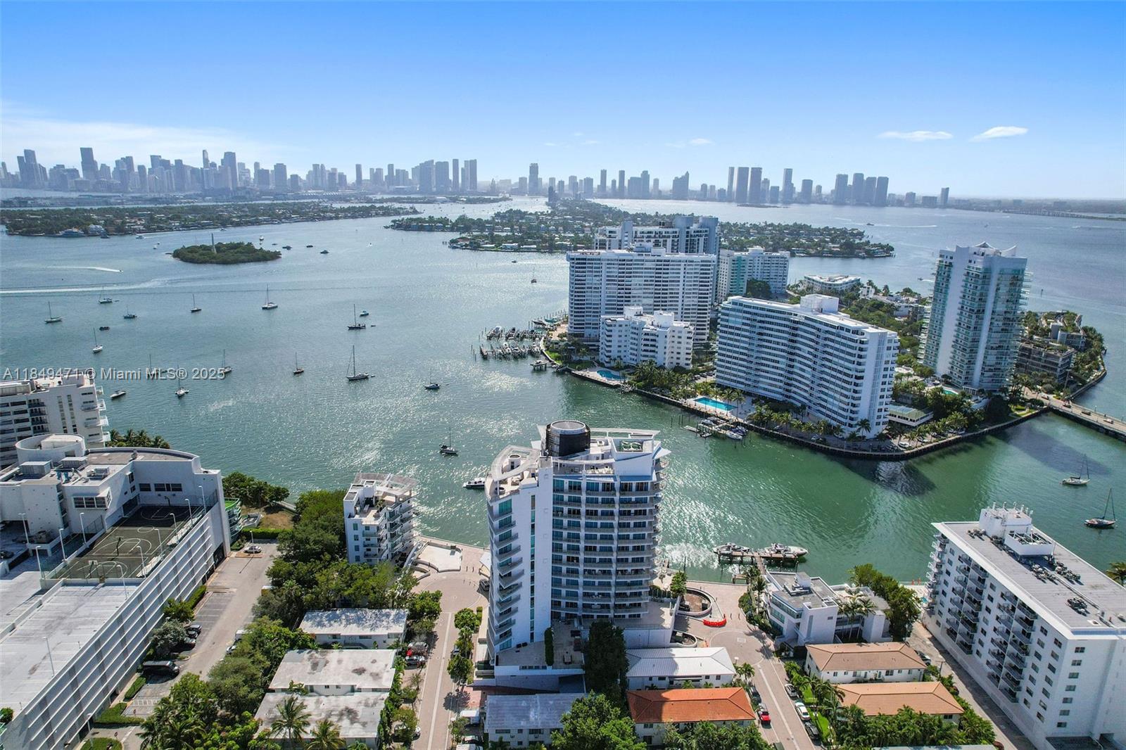 image Capri South Beach Condo39
