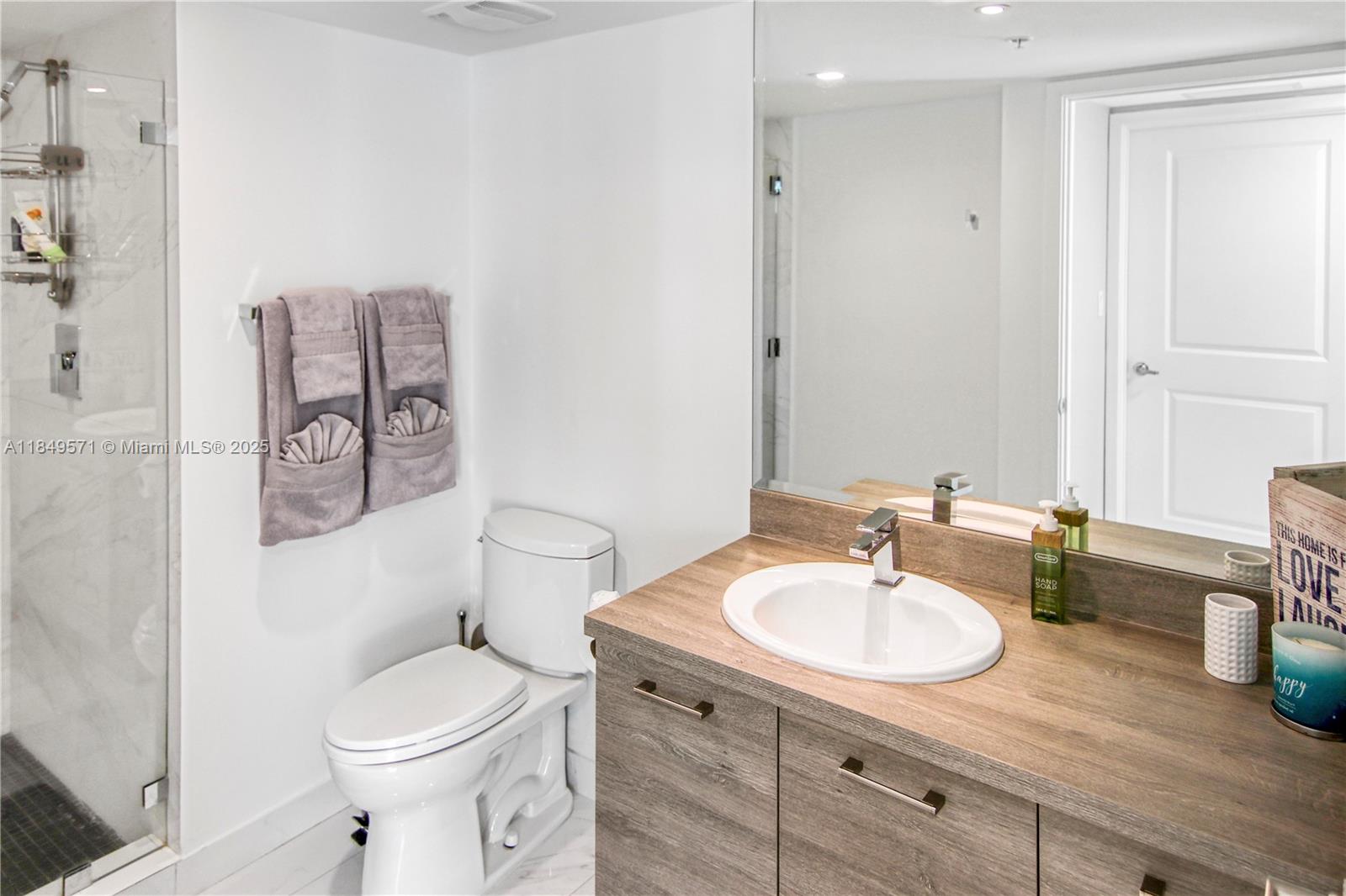 image 400 Sunny Isles19