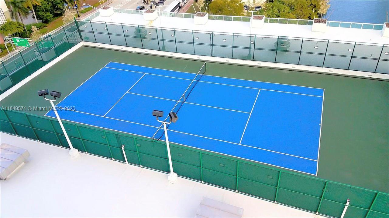 image 400 Sunny Isles28