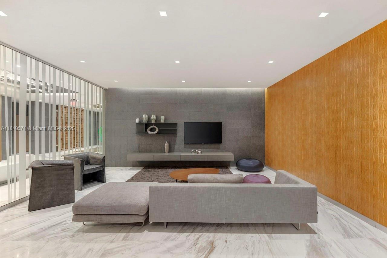 image 400 Sunny Isles29