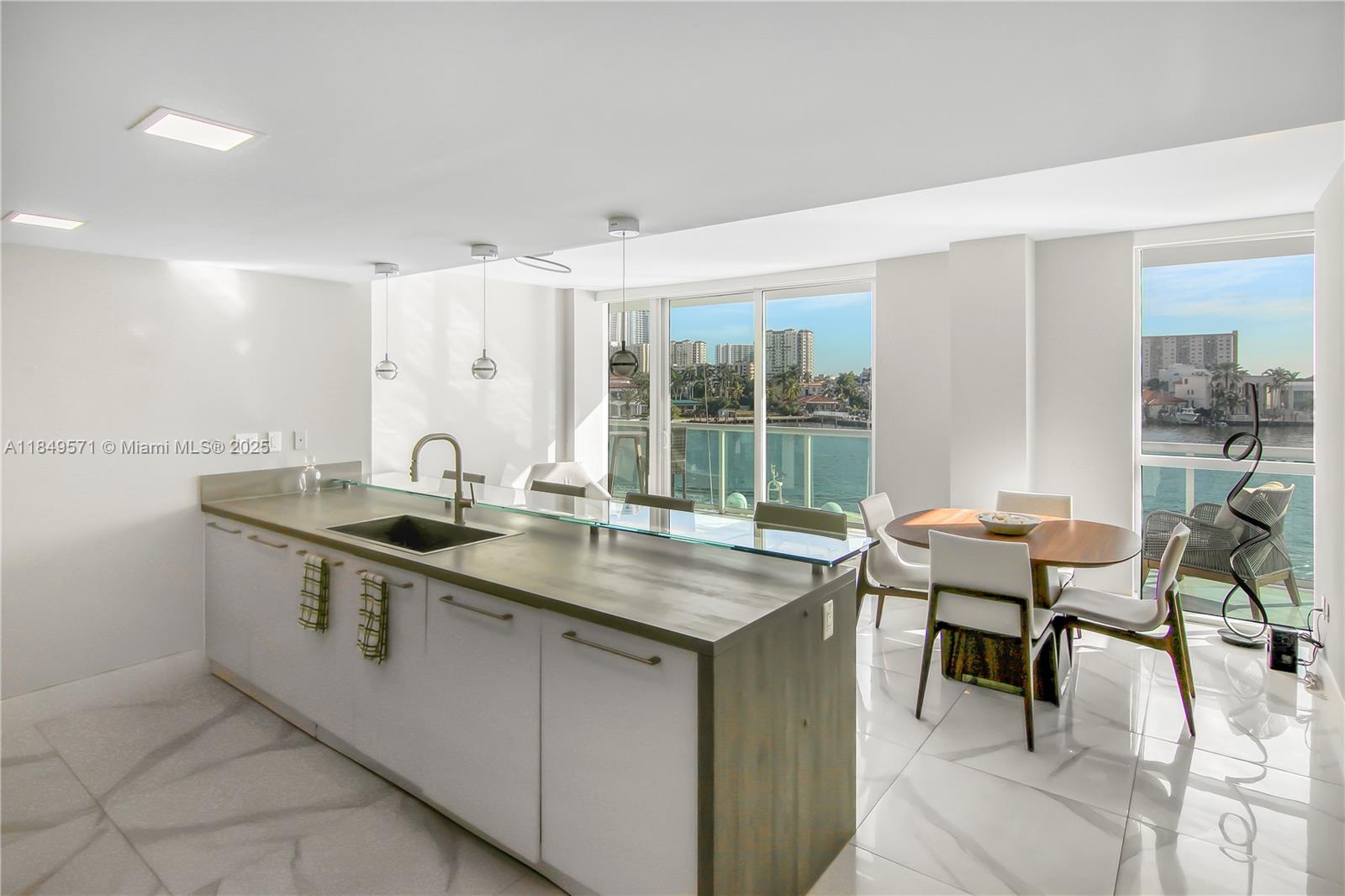 image 400 Sunny Isles7