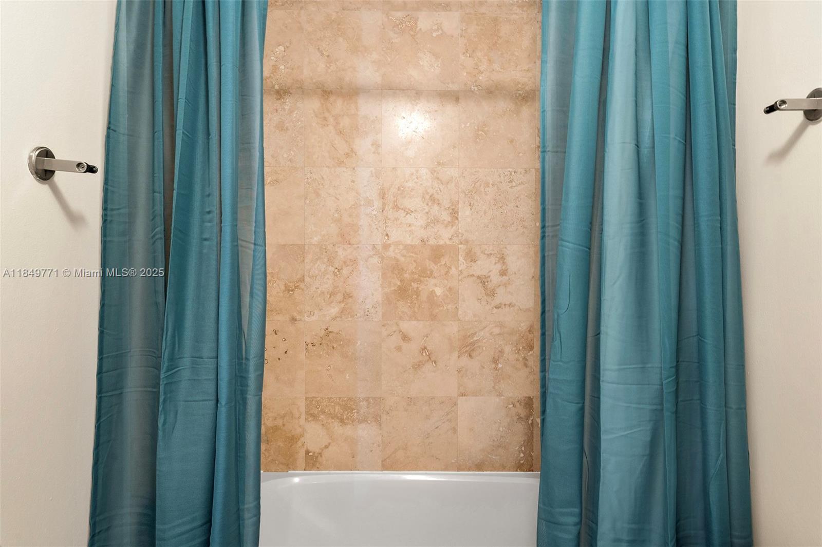 3339 Virginia St #306 Miami, FL 33133