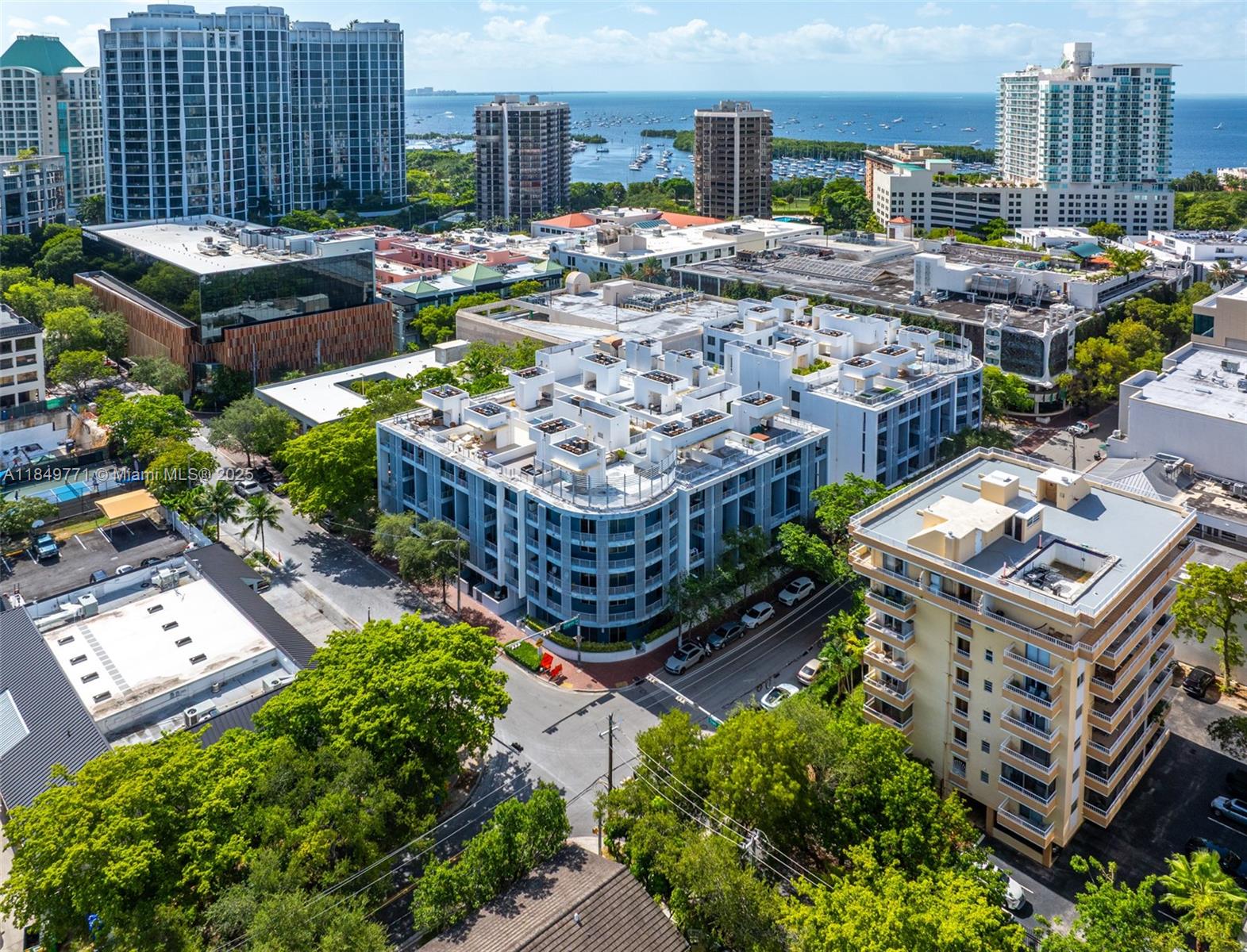 3339 Virginia St #306 Miami, FL 33133