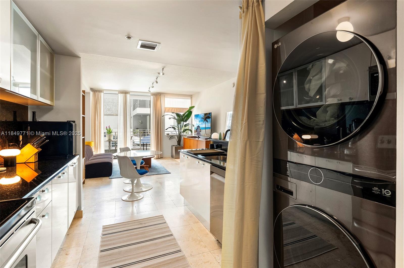 3339 Virginia St #306 Miami, FL 33133