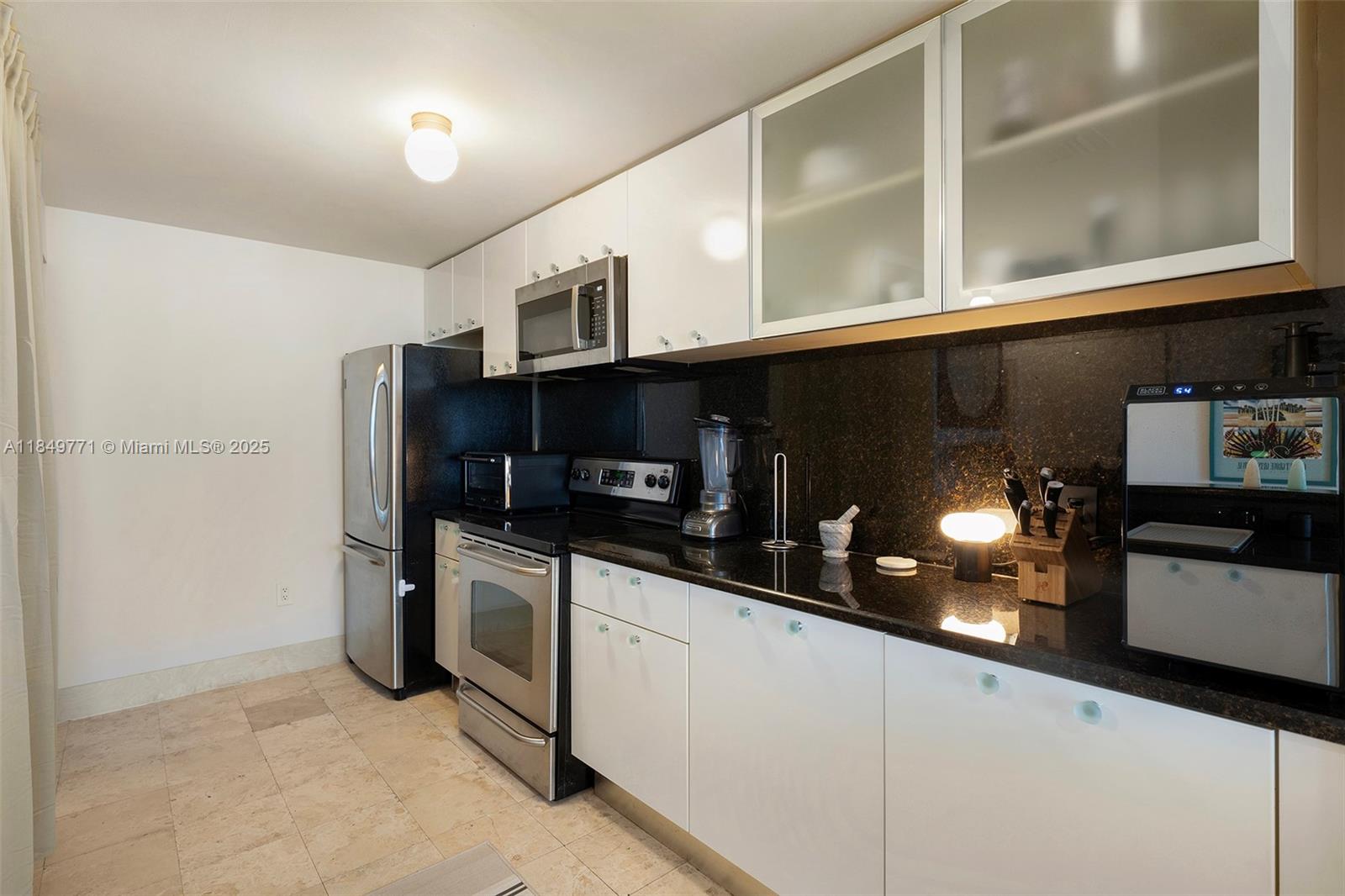 3339 Virginia St #306 Miami, FL 33133