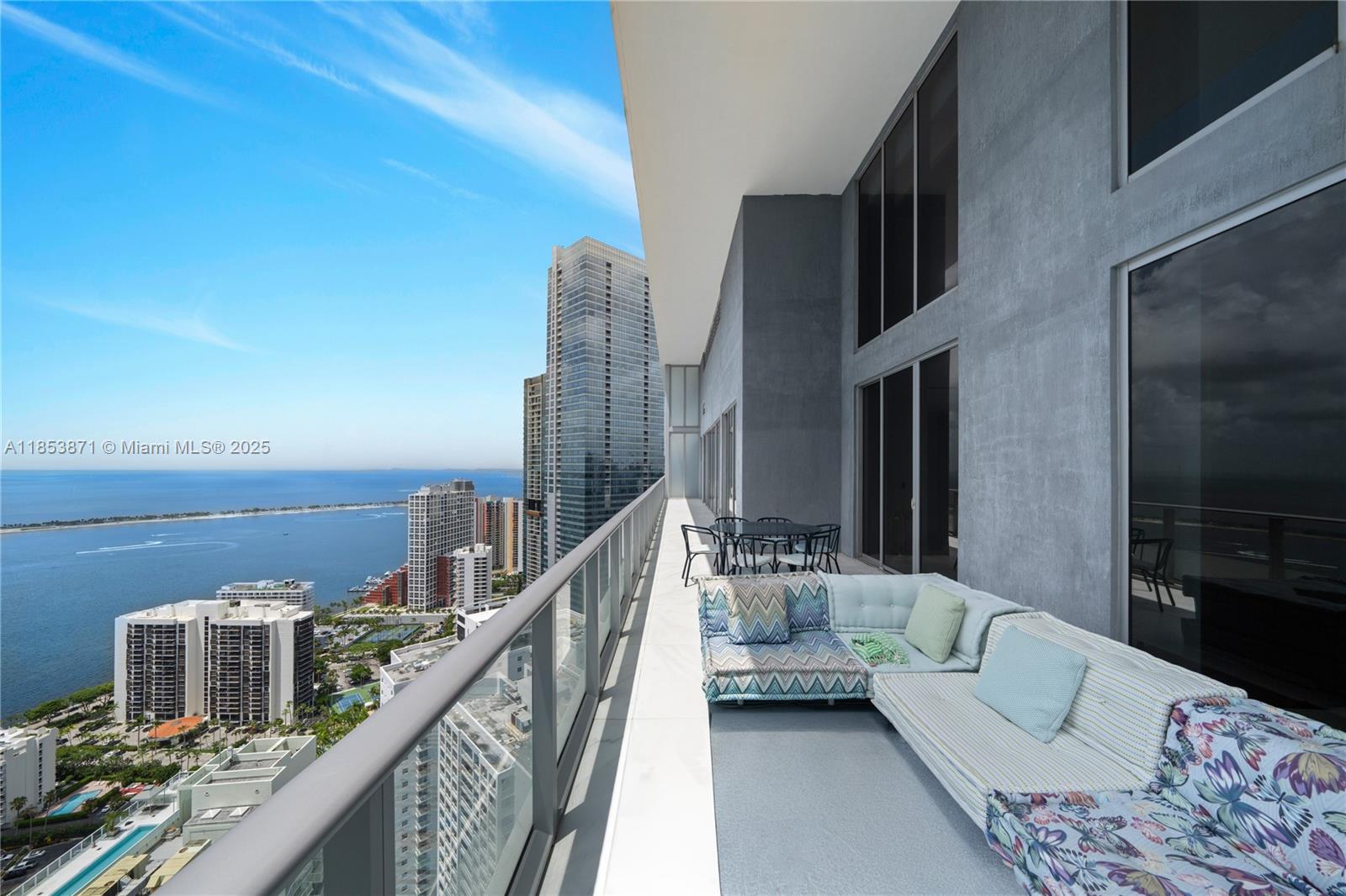 image Brickell House16