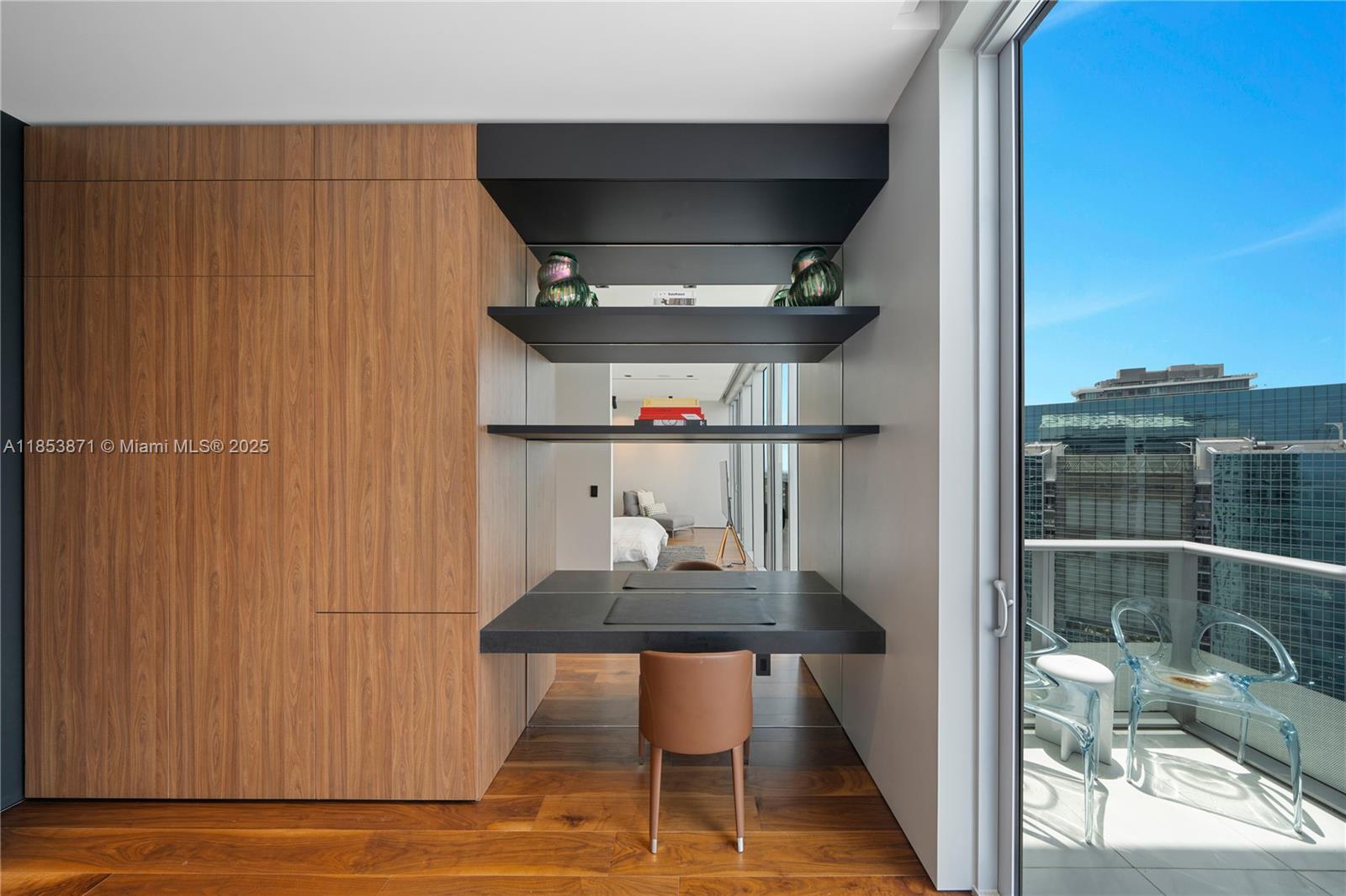 image Brickell House40