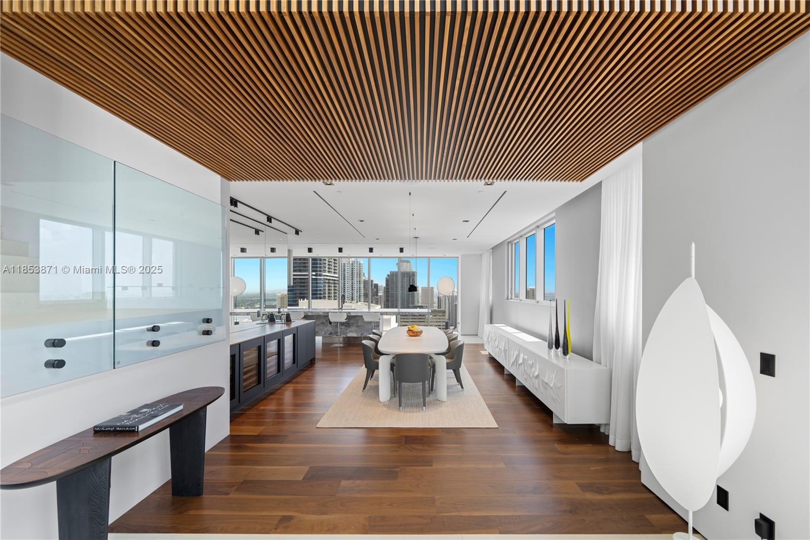 image Brickell House4