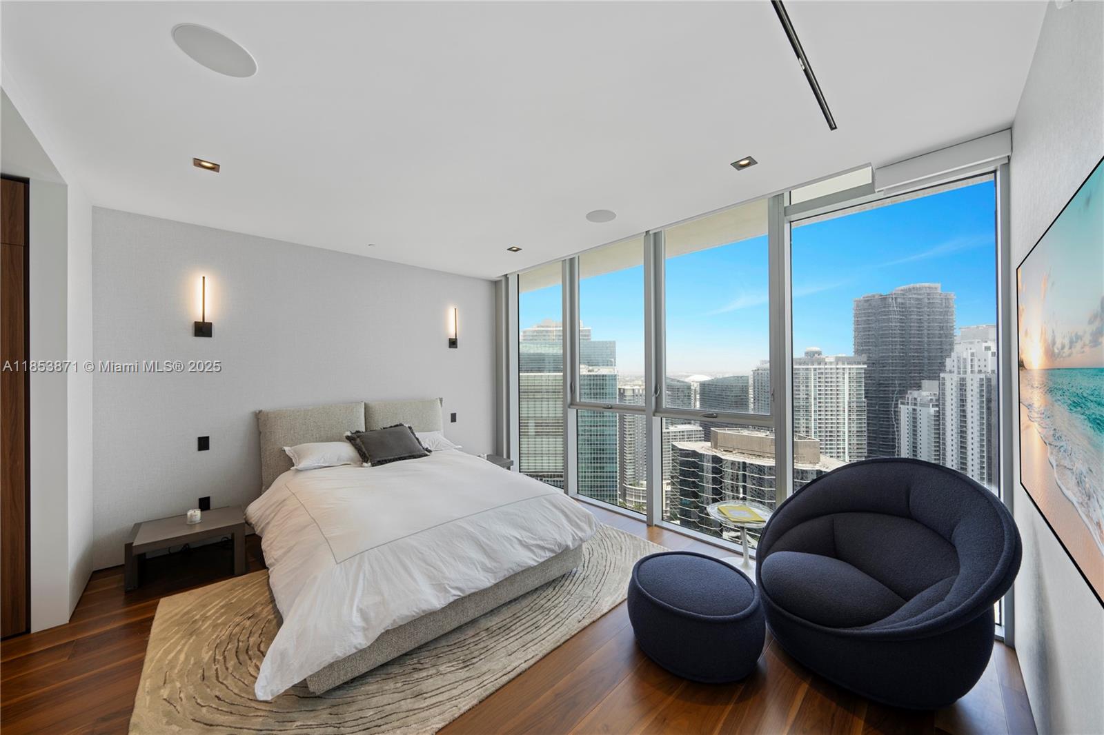 image Brickell House51