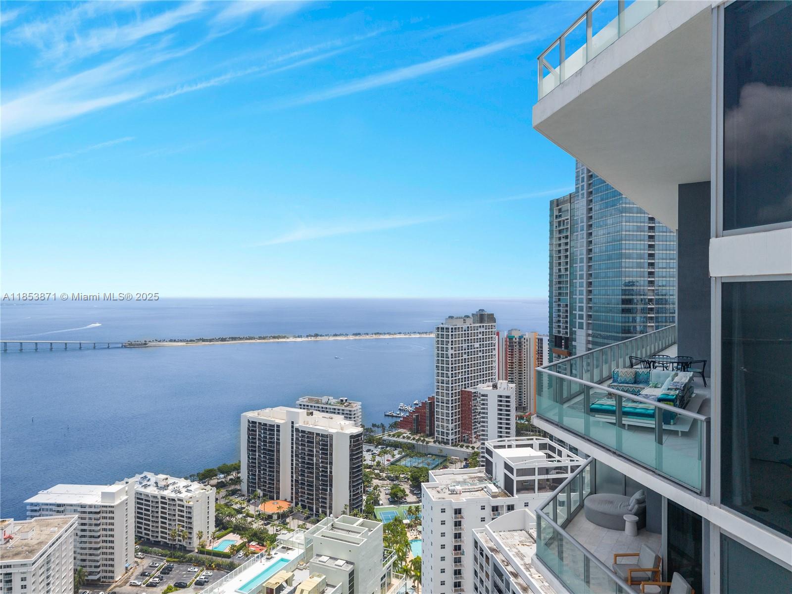image Brickell House64