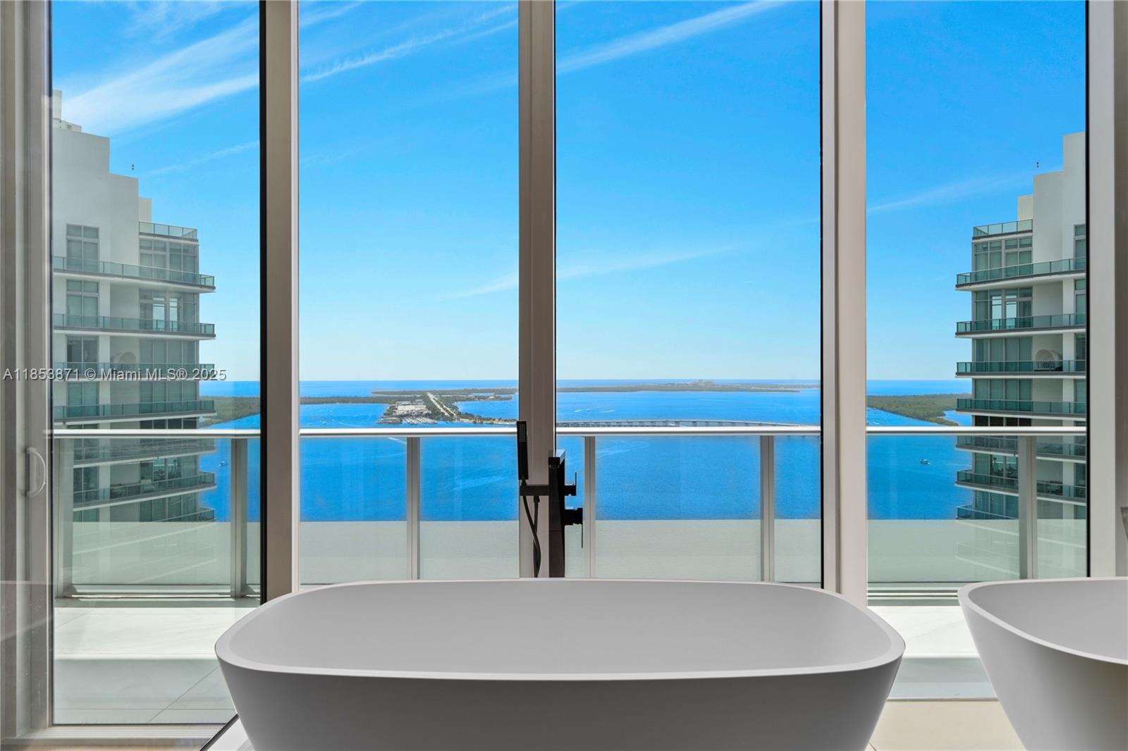 image Brickell House7
