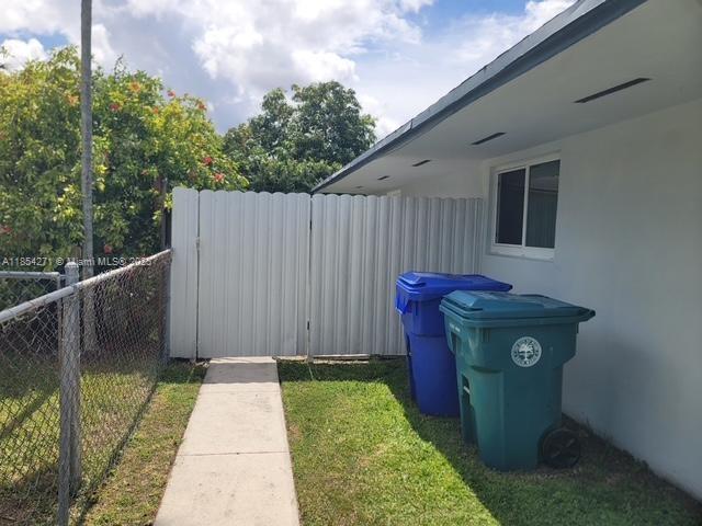 1010 NW 23rd Ave #3