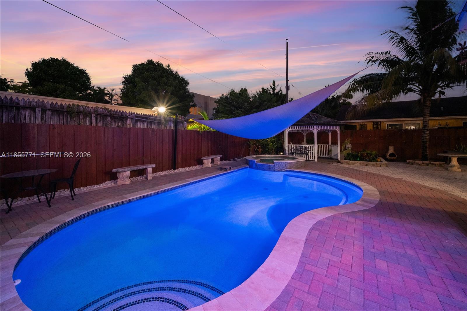 3715 SW 29th St Miami, FL 33134