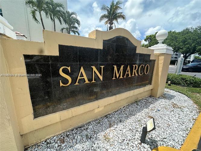 8810 Fontainebleau Blvd #212