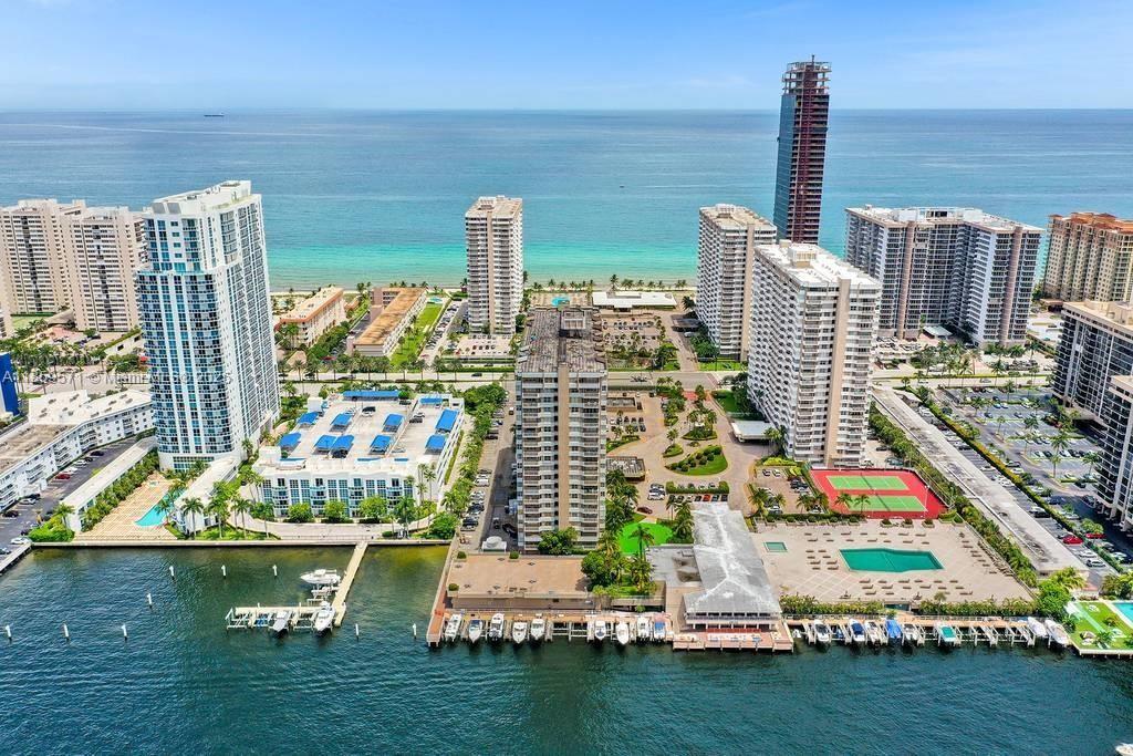 1965 S Ocean Dr #10H