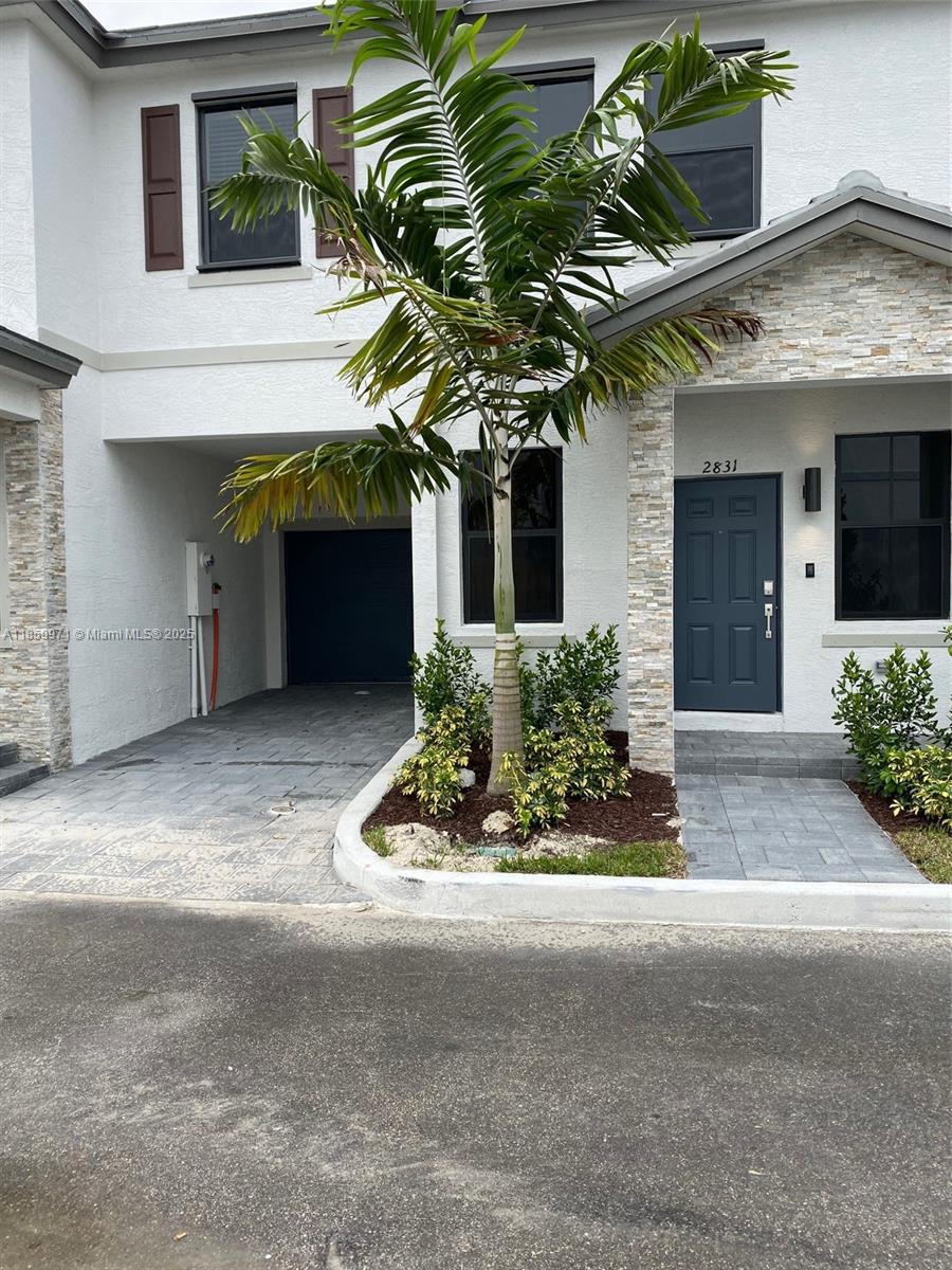2831 SW 16th Ter #2831