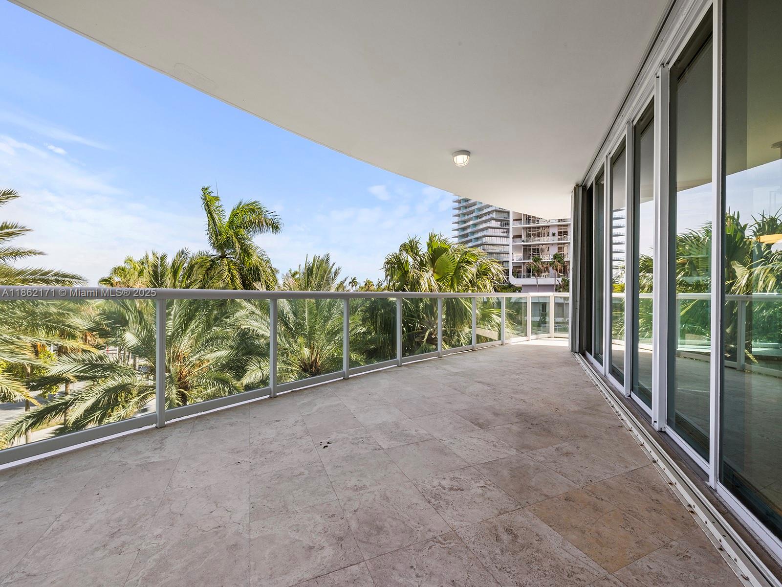 image Grove Hill Tower Condo11